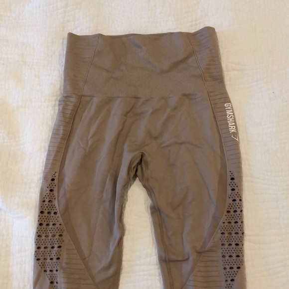 Gym shark leggings - Picture 1 of 2